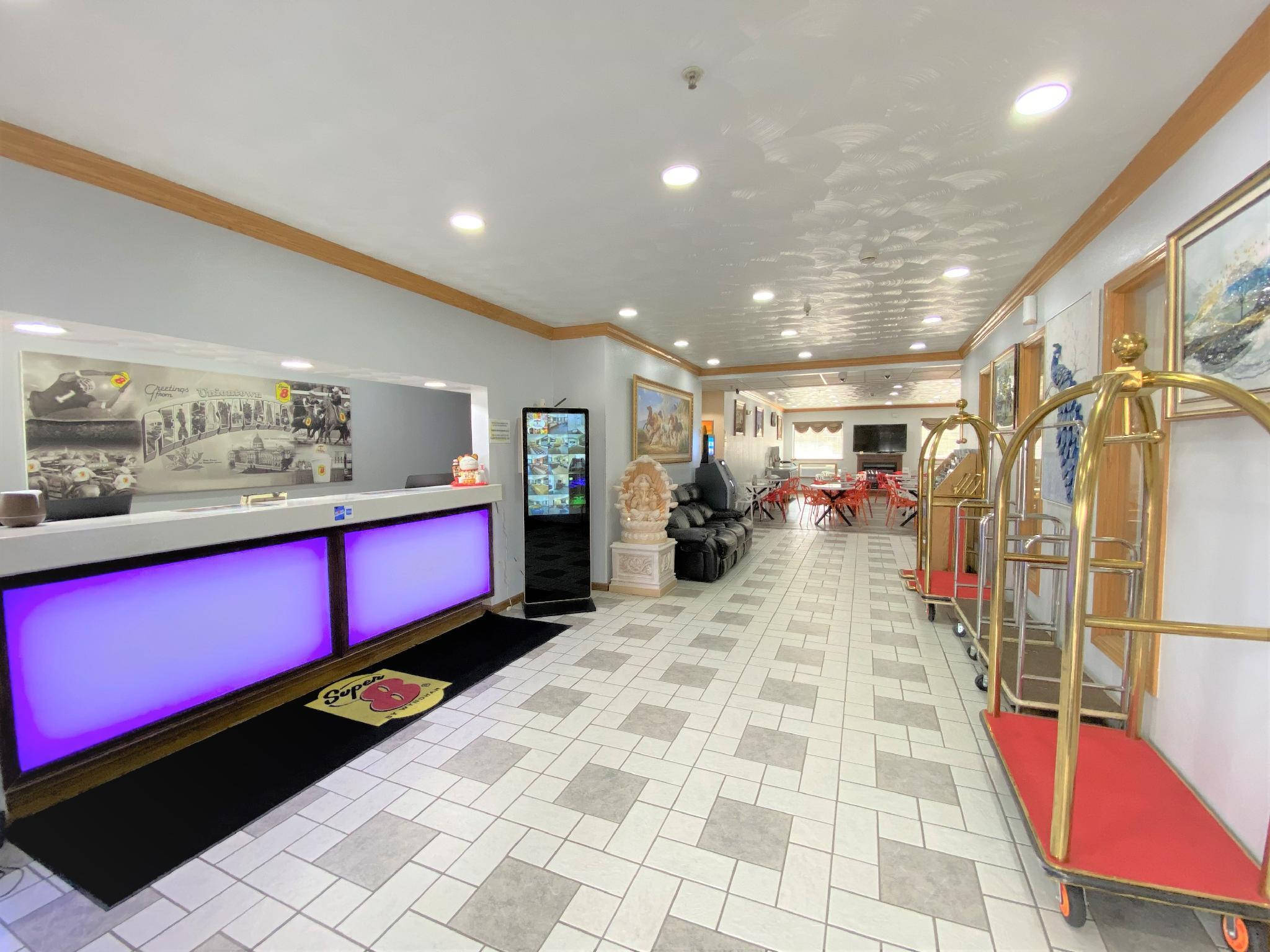 מלון Super 8 By Wyndham Uniontown Pa מראה חיצוני תמונה
