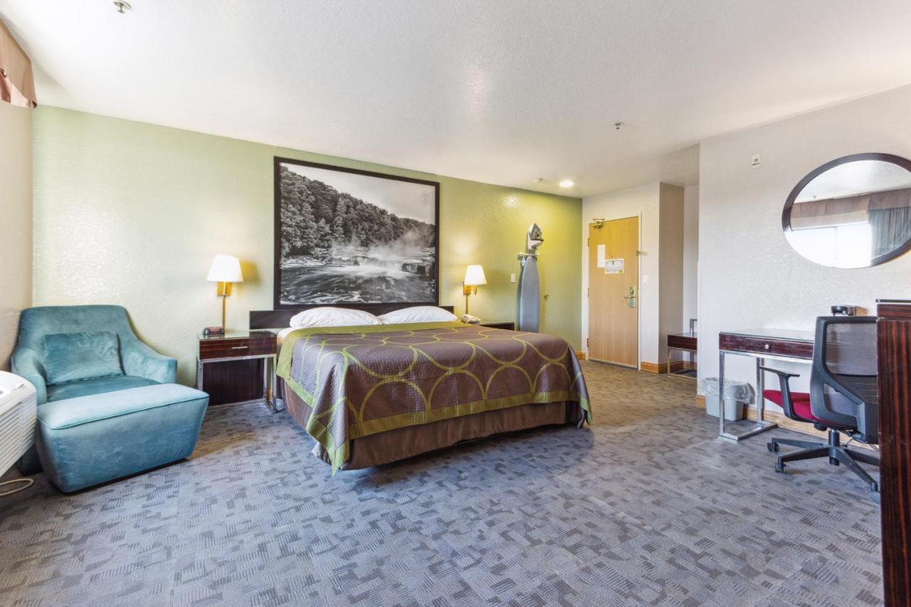 מלון Super 8 By Wyndham Uniontown Pa מראה חיצוני תמונה